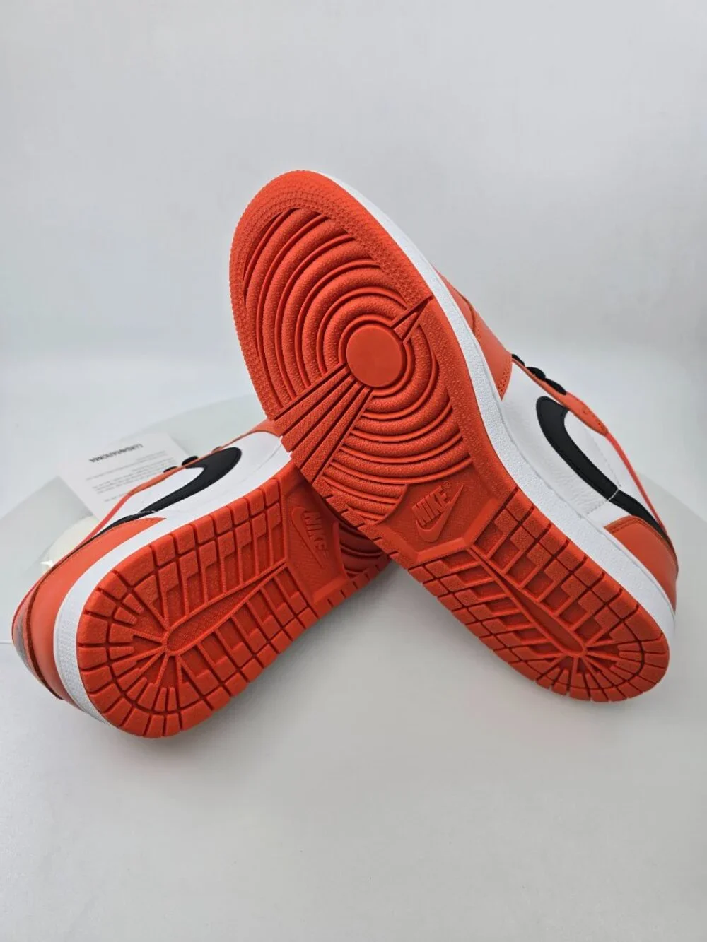 AIR JORDAN 1 LOW OG CZ0790-801 SIZE 8